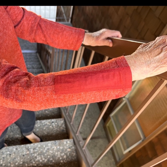 Mur Mur Rust orange split back long sleeve tee top Medium - Picture 8 of 13